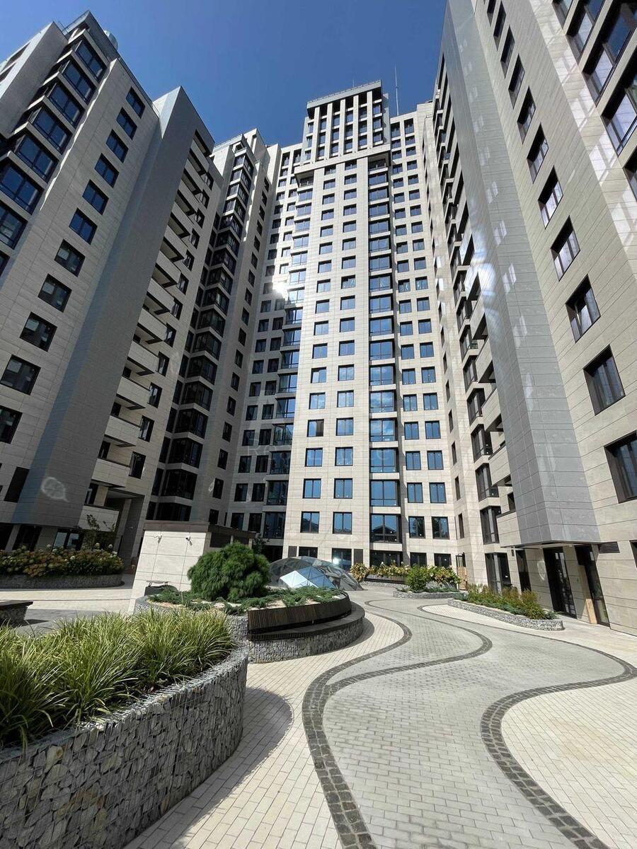 Office pr-t Peremogy 42А, 327m21