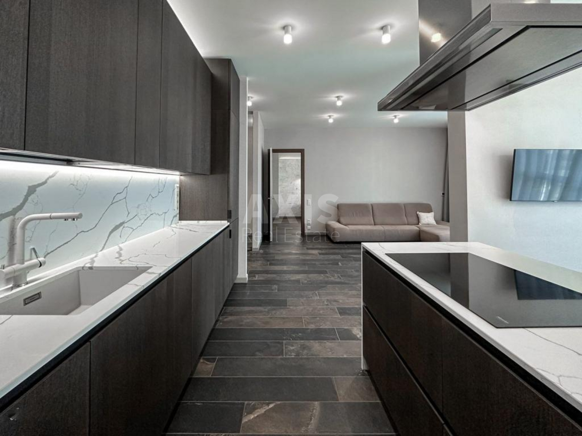 2k apartment vul. Bul'varno-Kudrjavs'ka 17