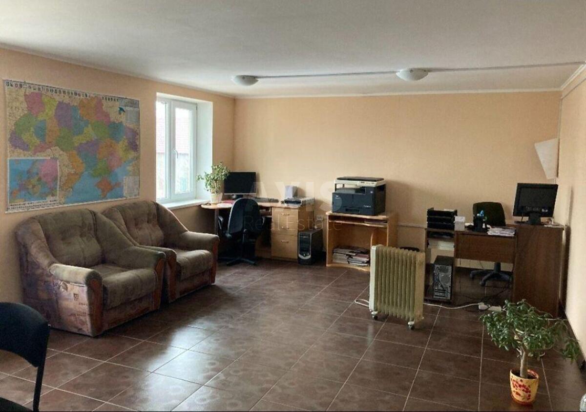 Service object vul. Bortnyc'ka 14, 530m28