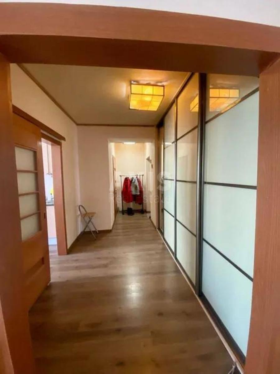 1k apartment pr-t Bazhana Mykoly 262