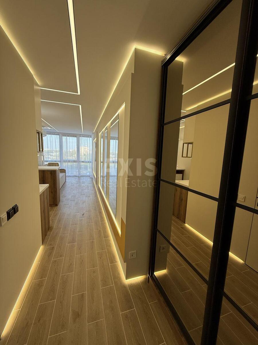 1k apartment vul. Bulahovs'kogo Akademika 27