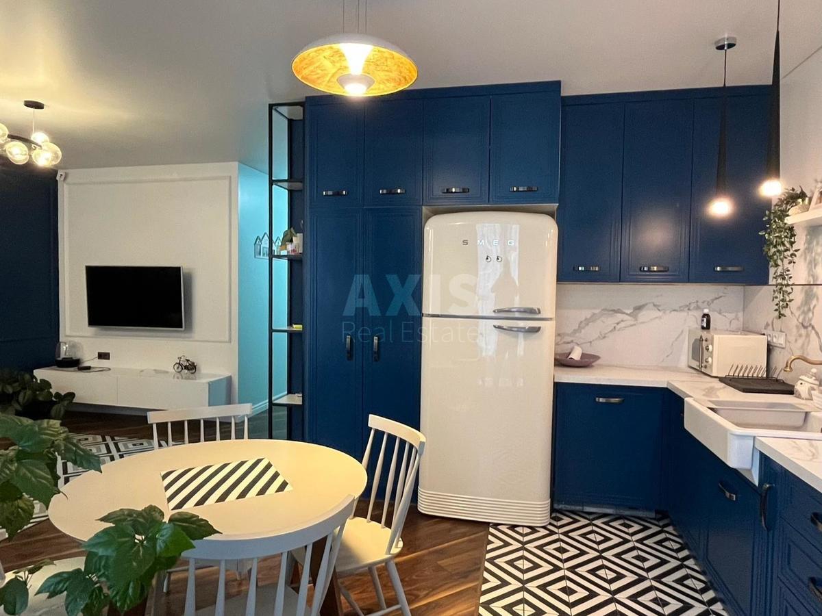 3k apartment vul. Revuc'kogo 401