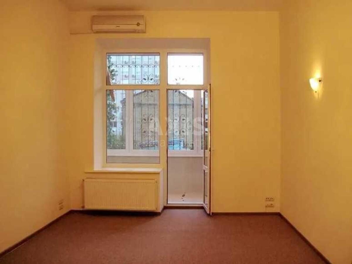 Office vul. Velyka Vasyl'kivs'ka 82, 90m22