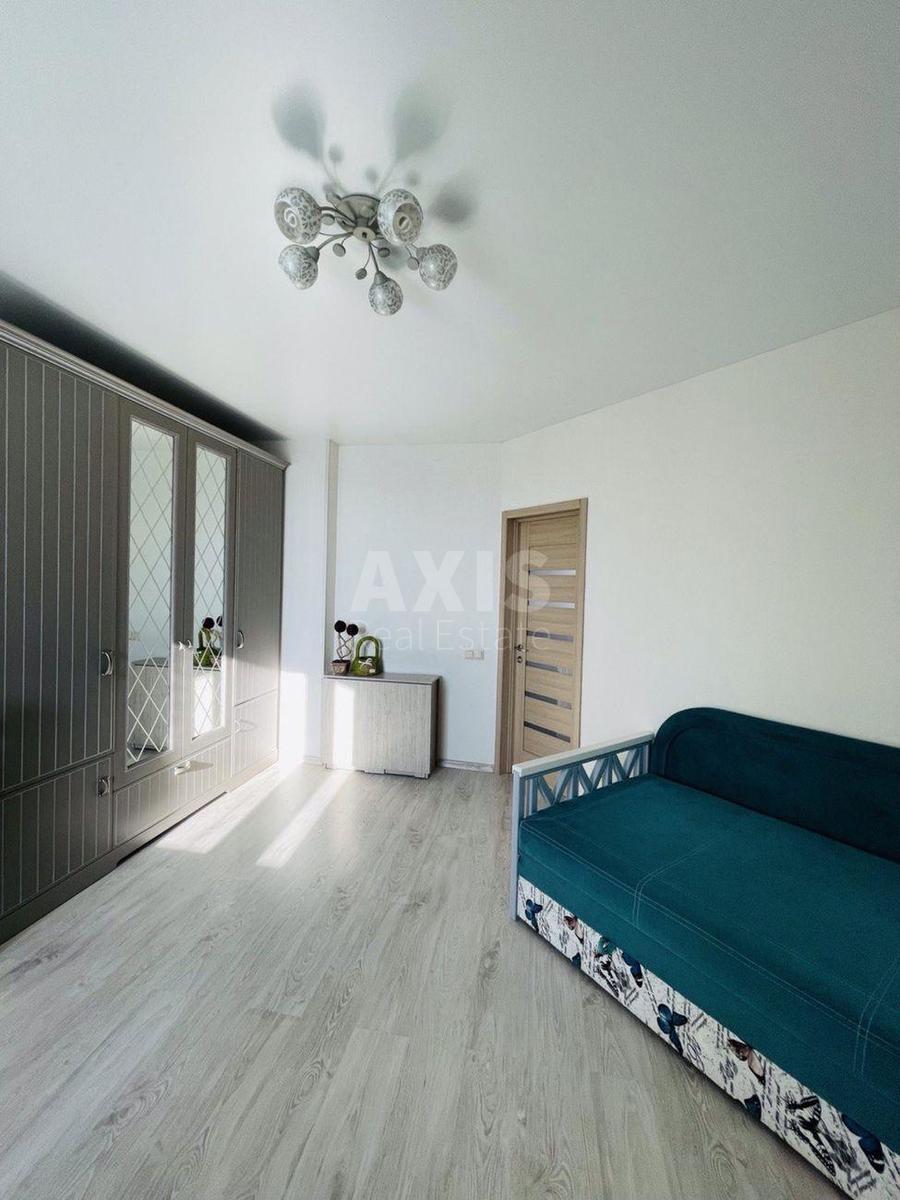 1k apartment vul. Dragomanova 6/16