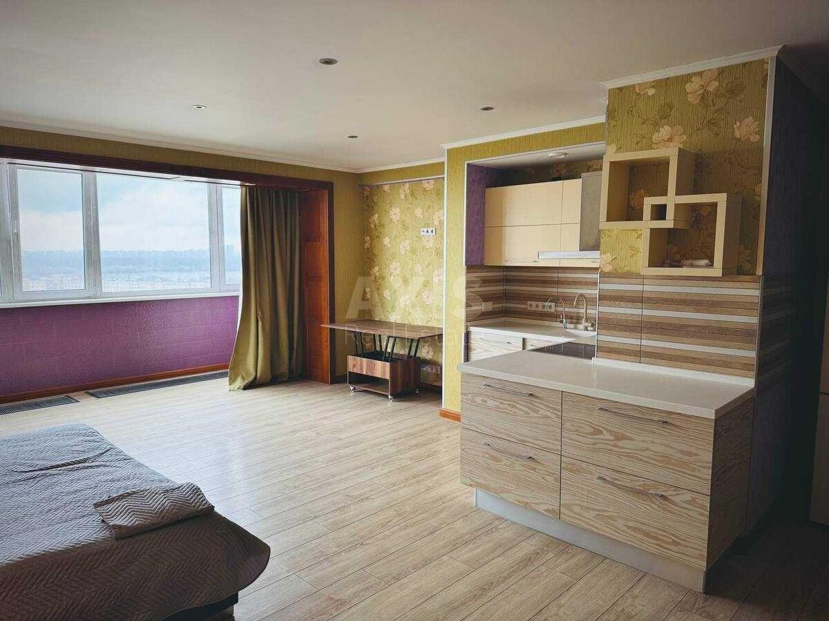 1k apartment pr-t Geroi'v Stalingrada 53Б