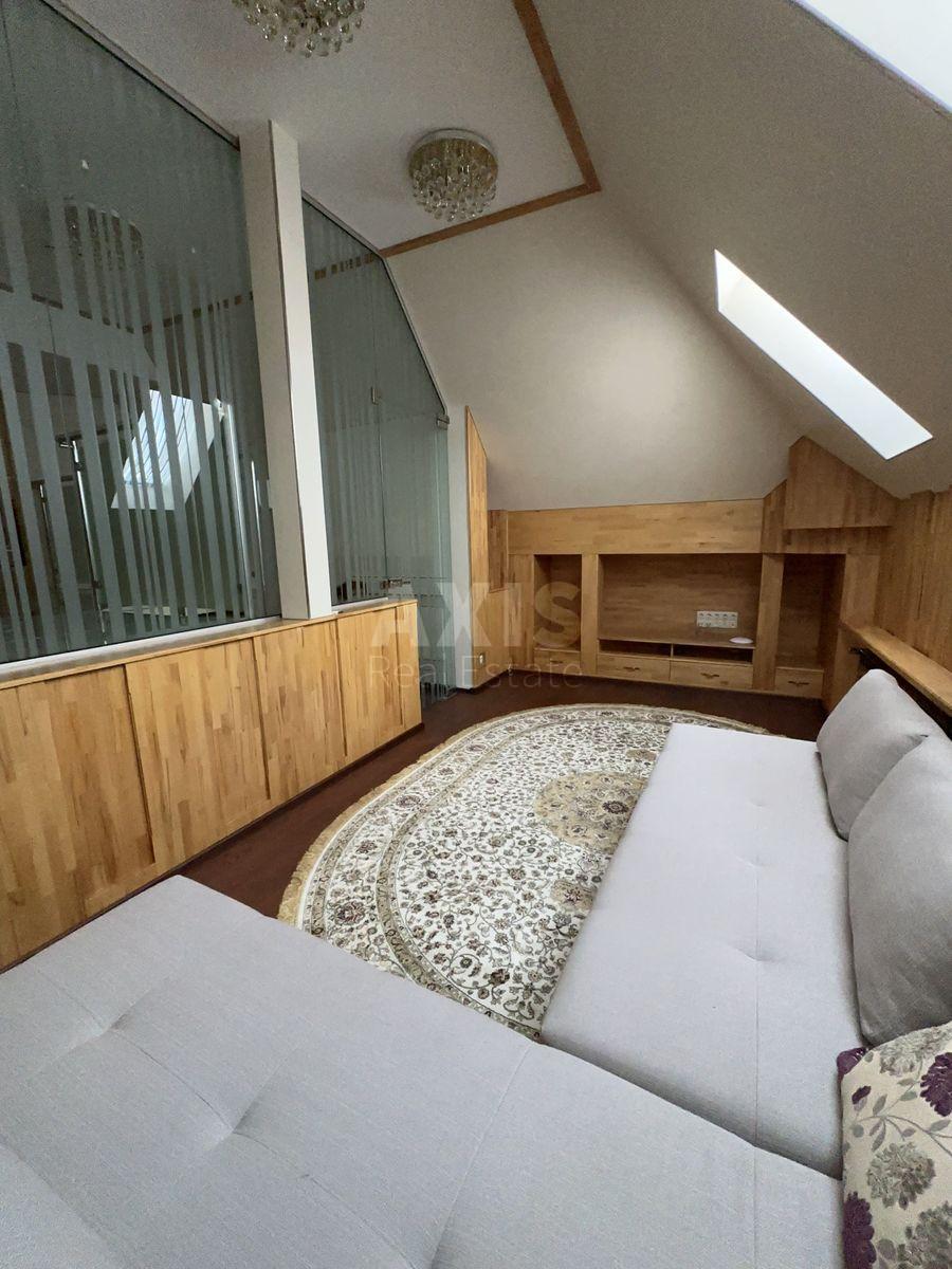 House vul. Bogatyrs'ka, 420m2, Kyiv city6