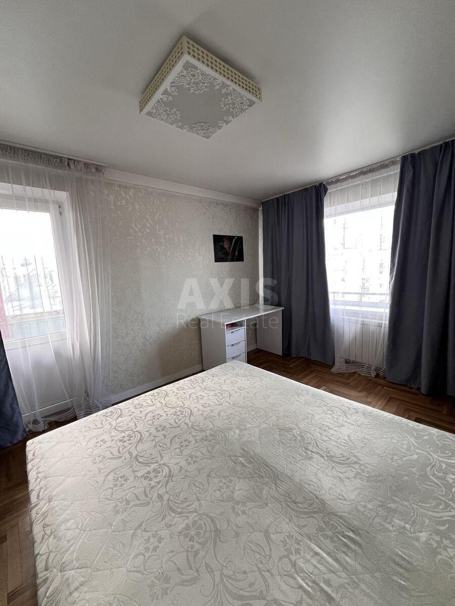 2k apartment nab. Dniprovs'ka 7А7