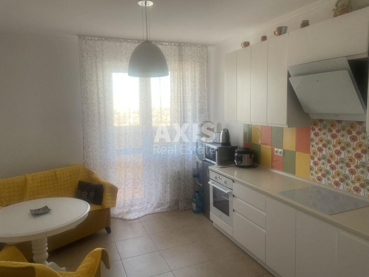 3k apartment vul. Yulia Zdanovska 46/1