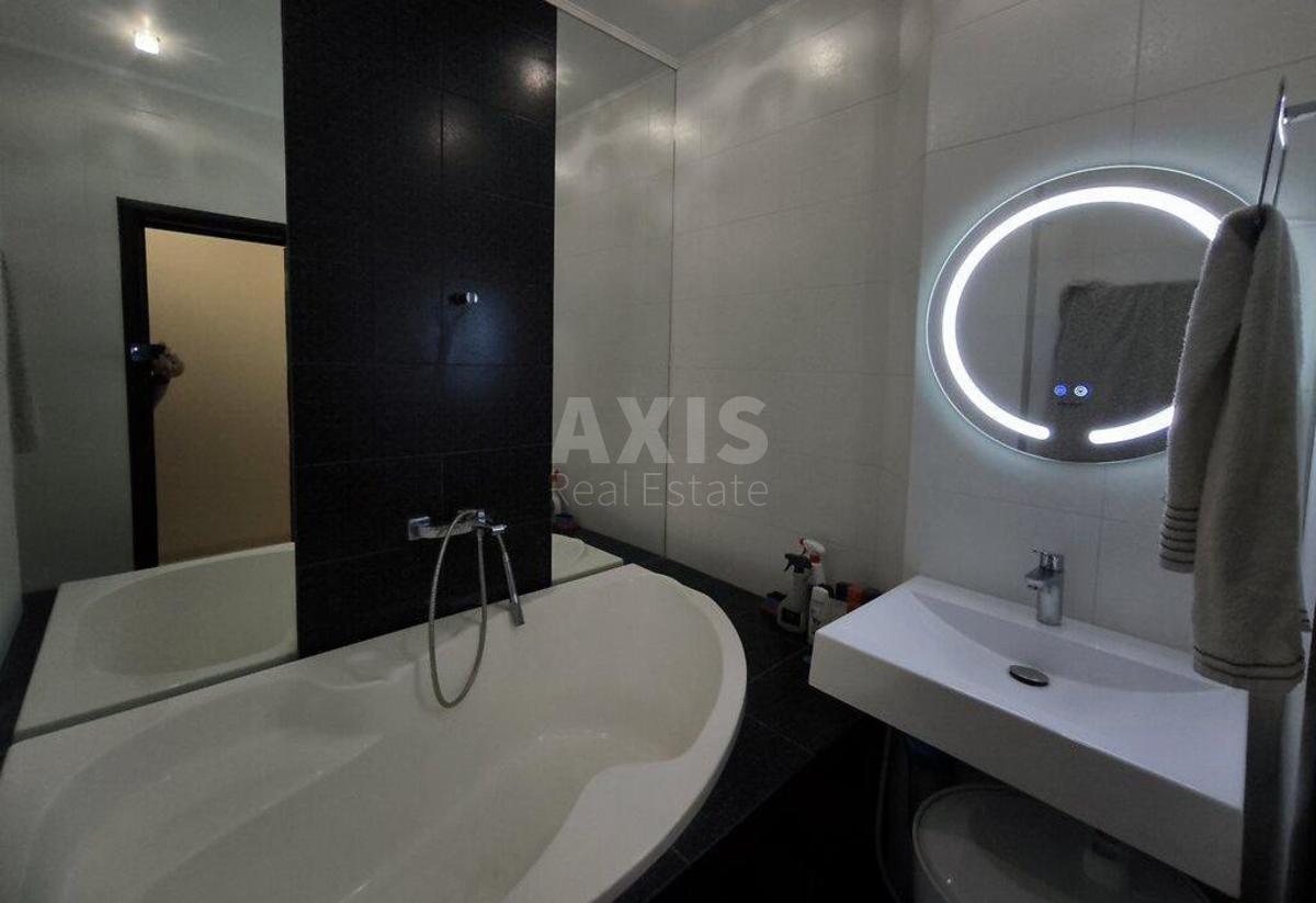 2k apartment vul. Amosova Mykoly 47