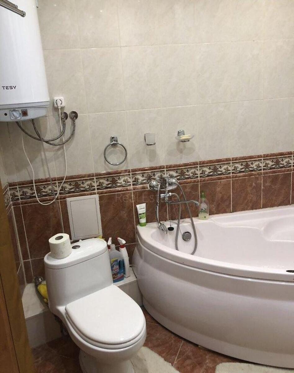 3k apartment vul. Jerevans'ka 13608428