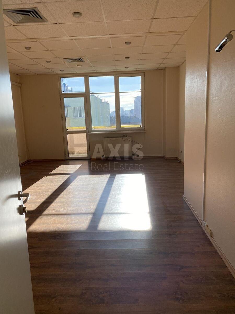 Trade object vul. Derevljans'ka 8, 148m260925