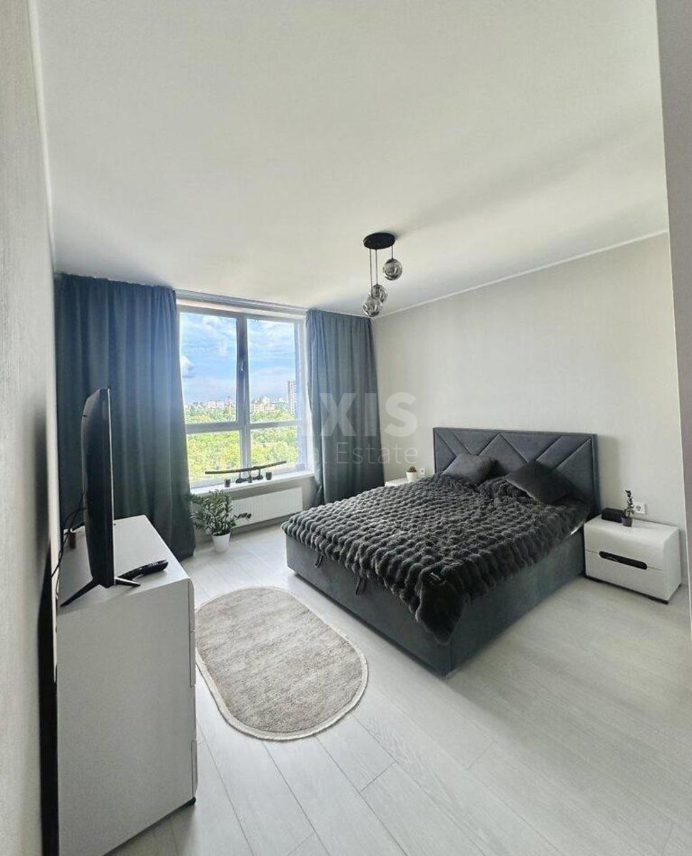 1k apartment vul. Krams'kogo Ivana 10Л1