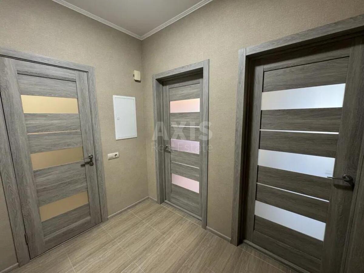 1k apartment vul. Rodyny Kristeriv 203