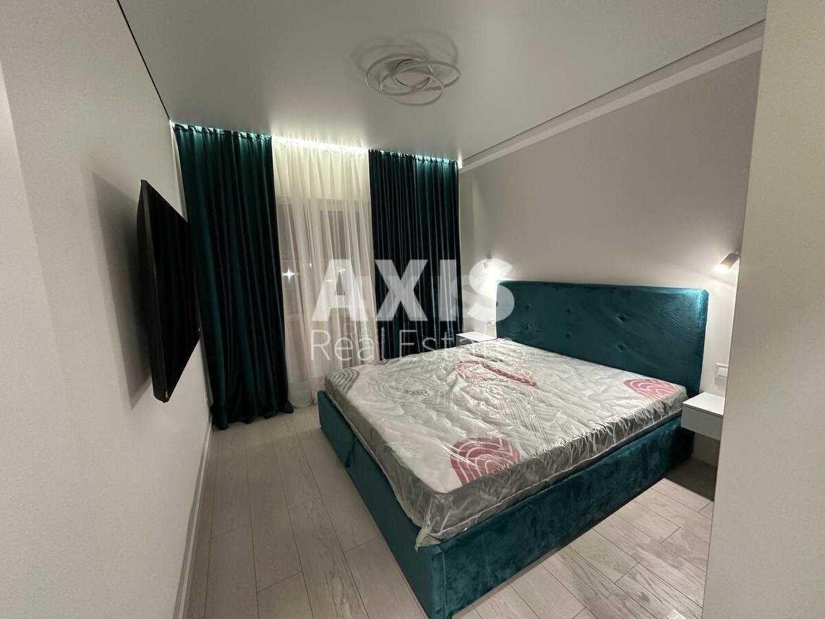 3к квартира ул. Михаила Максимовича 24607923