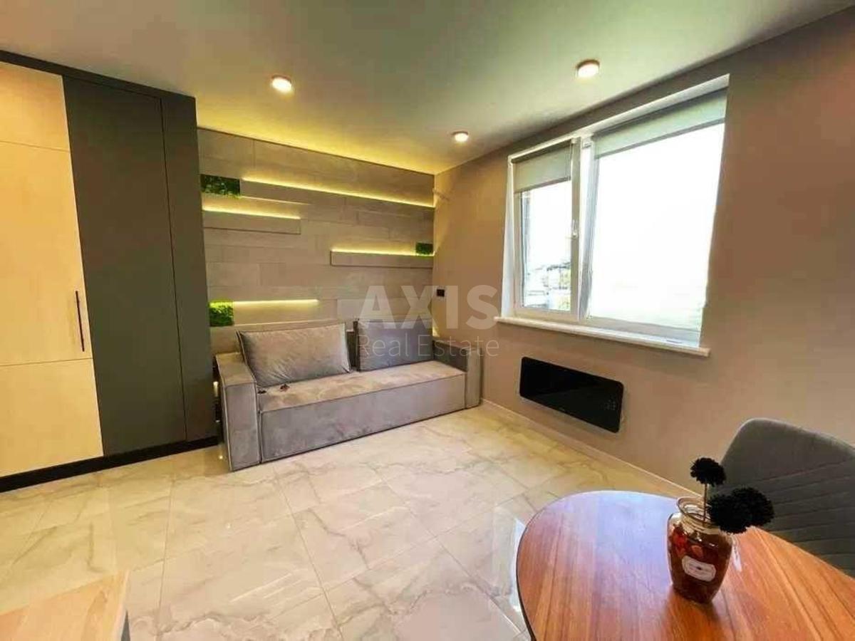 1k apartment pr-t Povitroflots'kyj 56