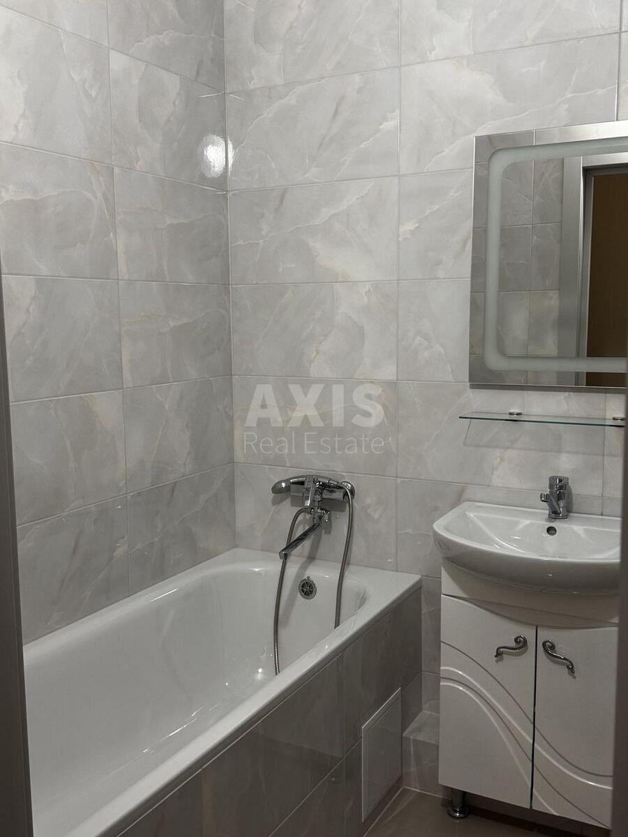 2k apartment pr-t Komarova Kosmonavta 9Б611016