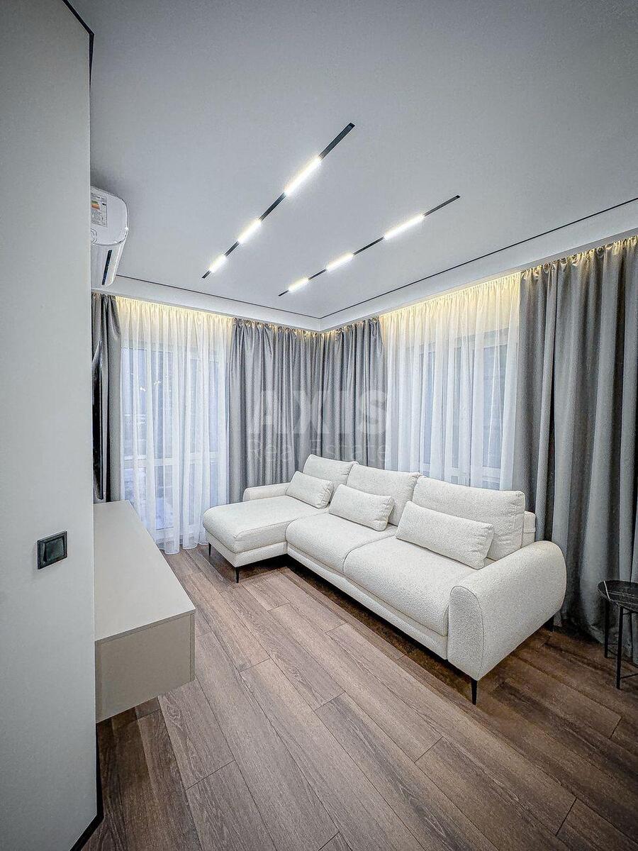 1k apartment vul. Myhajla Maksymovycha 242