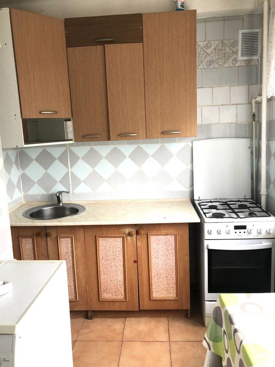 3k apartment vul. Kyrylivs'ka 1314