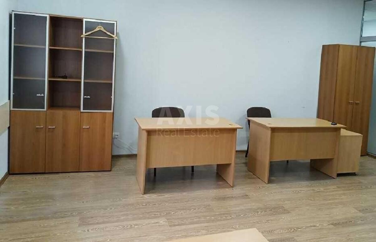 Office vul. Jevgena Konoval'cja 32Г, 177m26232612