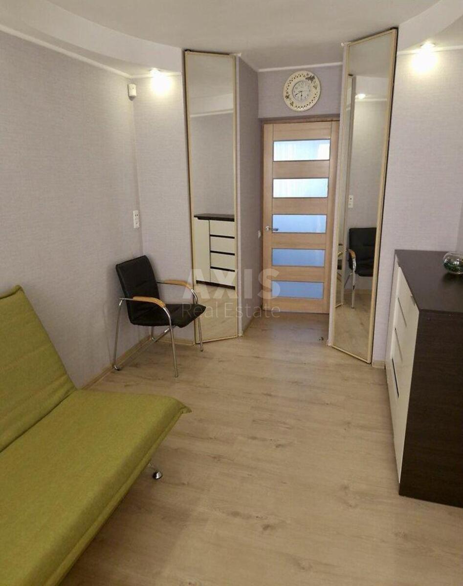2k apartment pl. Peremogy 12573361