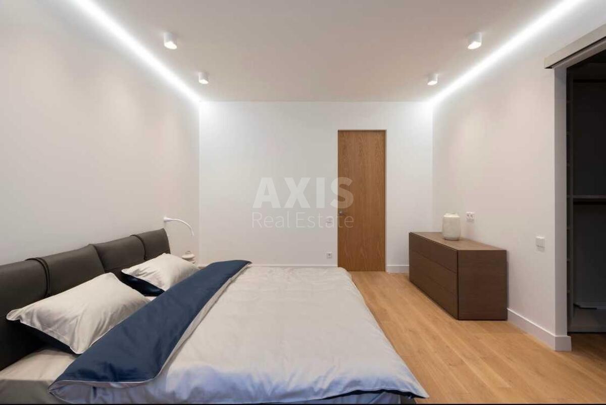 4k apartment vul. Tolstogo L'va 396193512