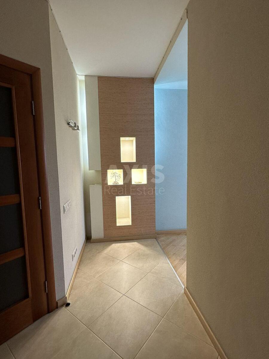 3k apartment vul. Pushynoi' Feodory 196