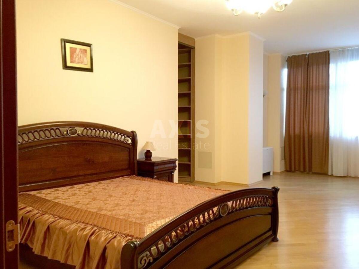 3k apartment vul. Velyka Vasyl'kivs'ka 728
