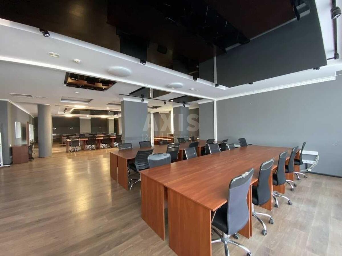 Офис пер. Крестовый 2, 400м22