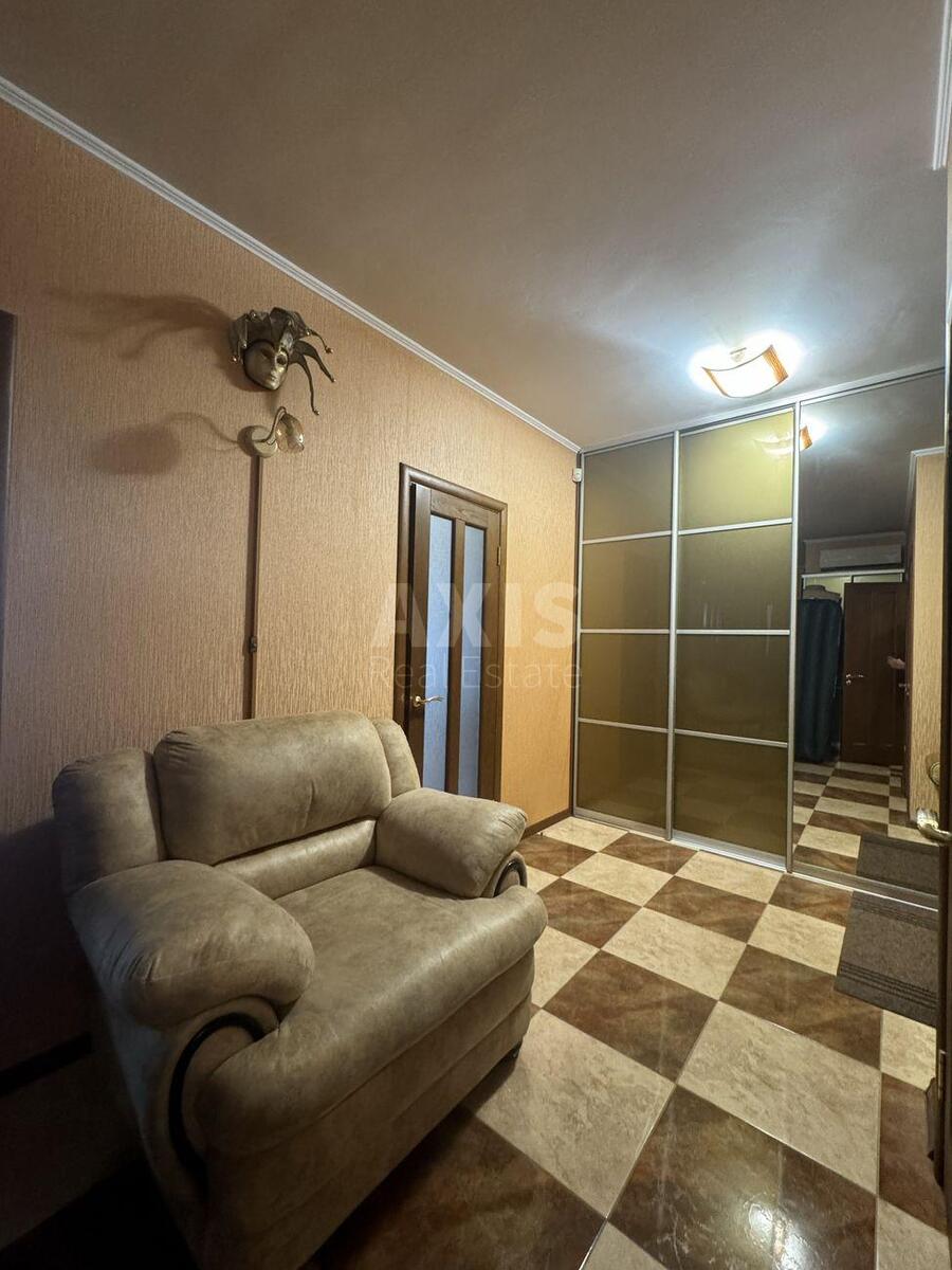 3k apartment nab. Dniprovs'ka 26585237