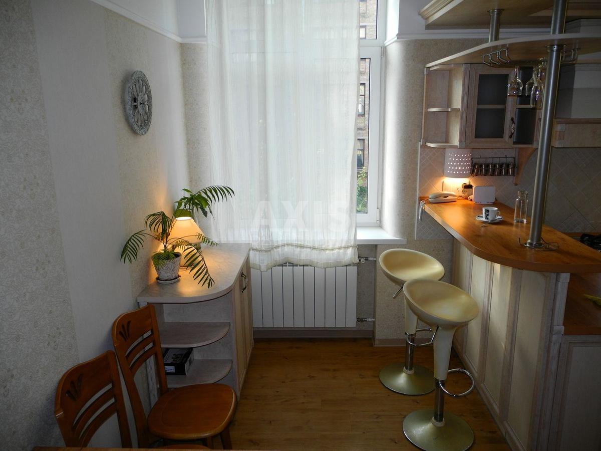 3k apartment vul. Gusovs'kogo 12/71