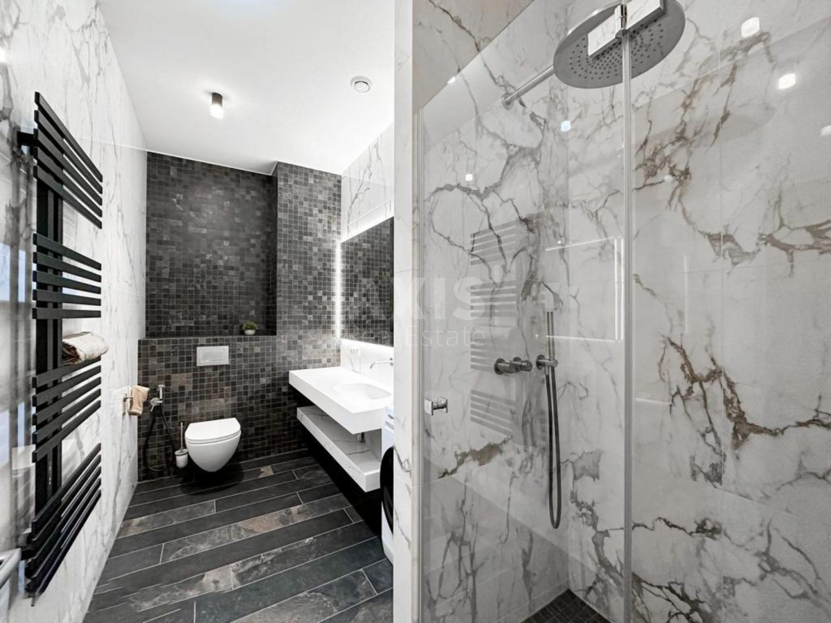 2k apartment vul. Bul'varno-Kudrjavs'ka 151