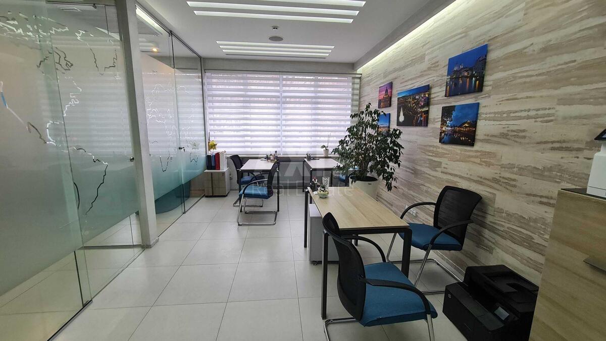 Office uzv. Klovs'kyj 7А, 56m23