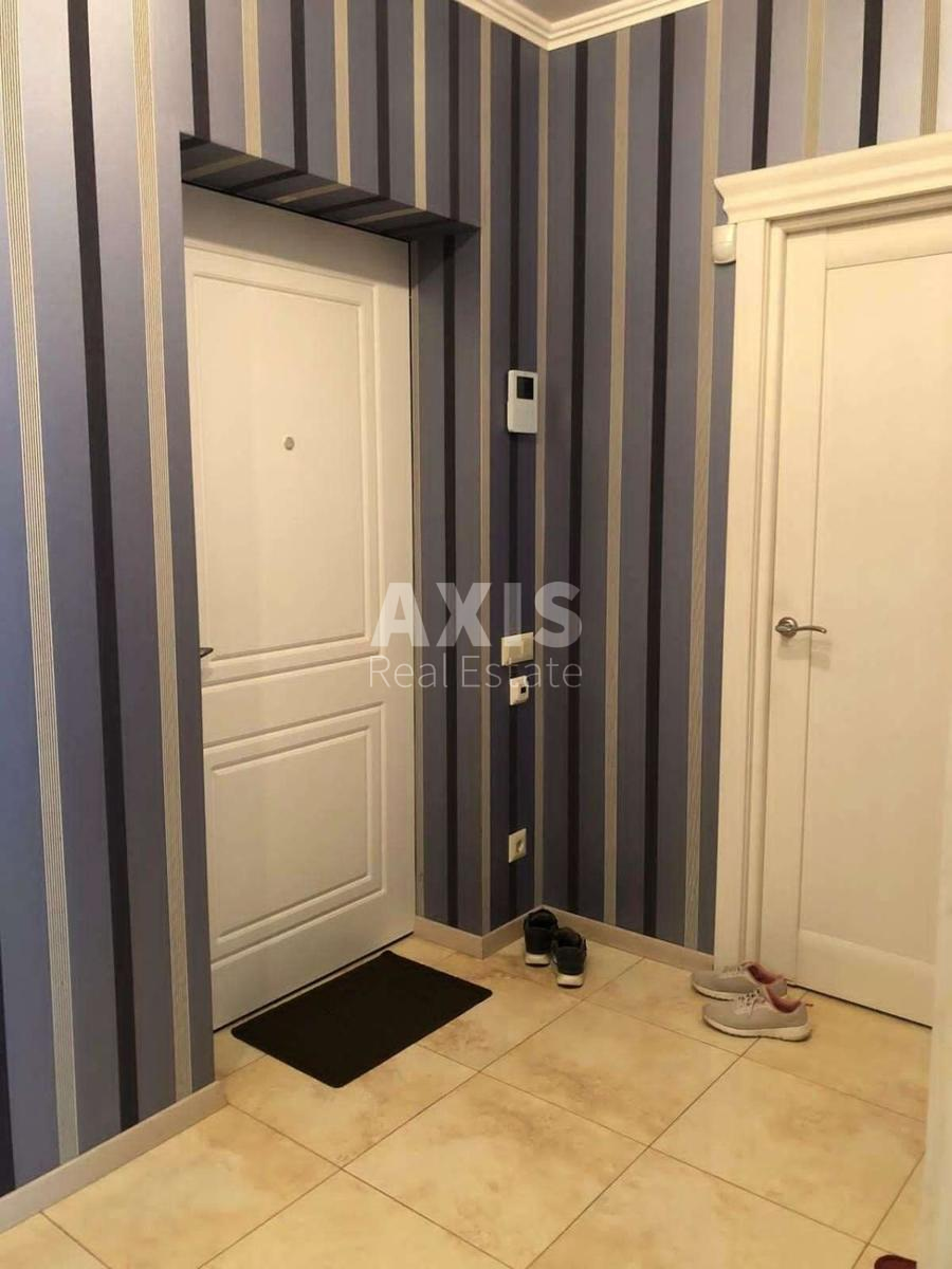3k apartment vul. Zlatoustivs'ka 273