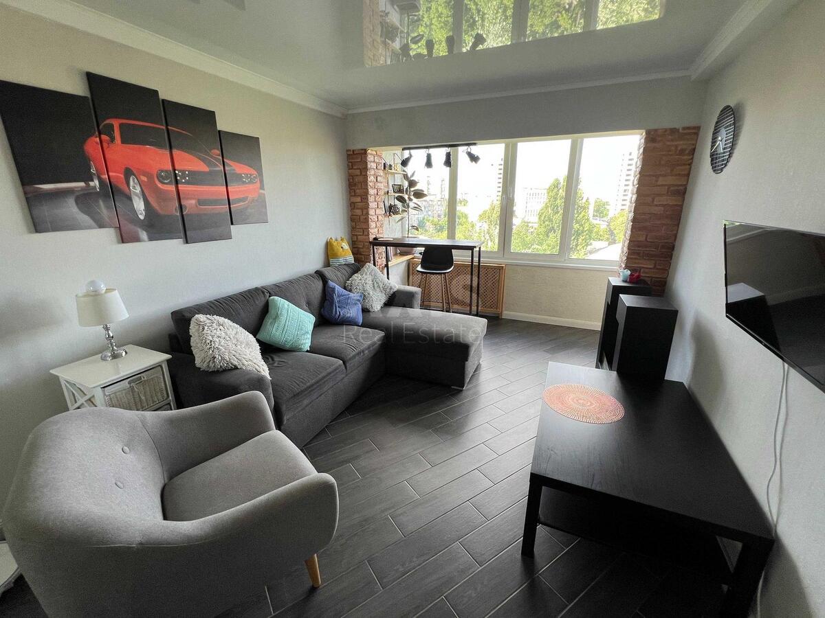 3k apartment vul. Preobrazhens'ka 40597631