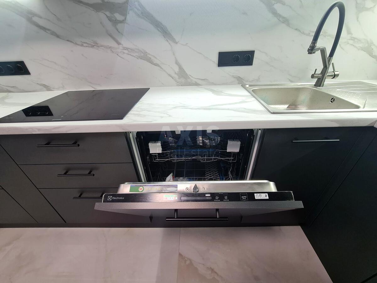 2к квартира ул. Александра Олеся 2А6394513