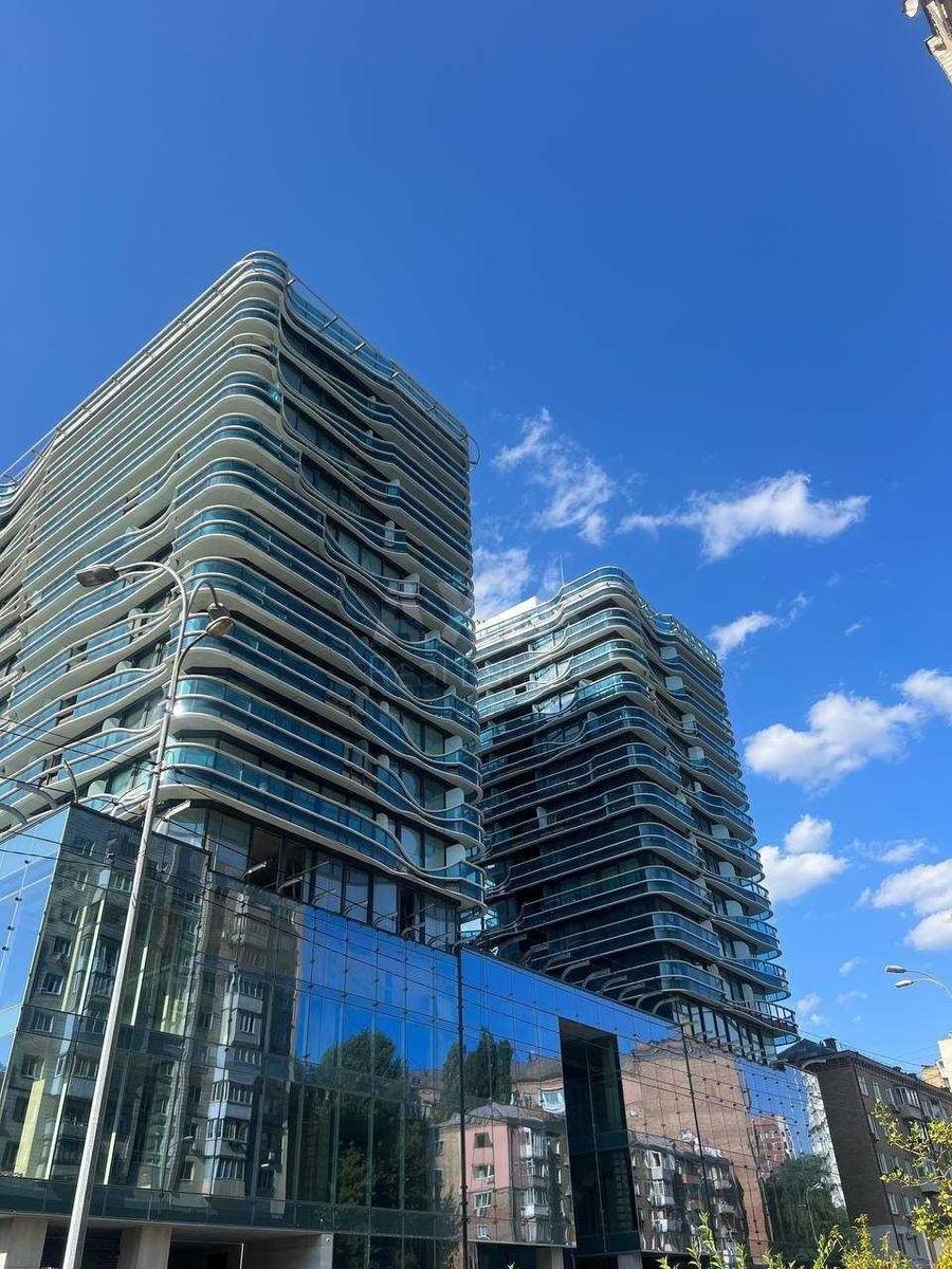 3k apartment vul. Kudri Ivana 1Б