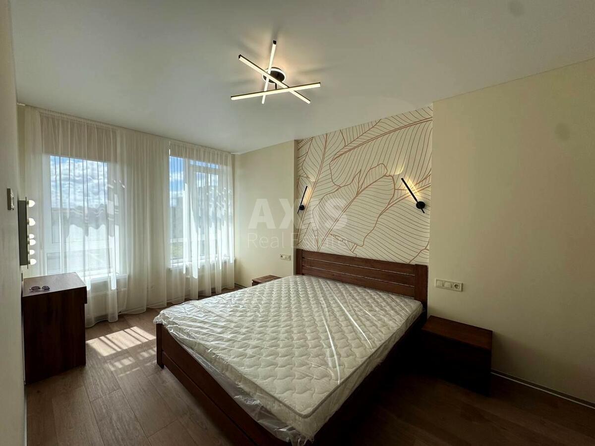 3k apartment vul. Ryl's'kogo Maksyma 3615243