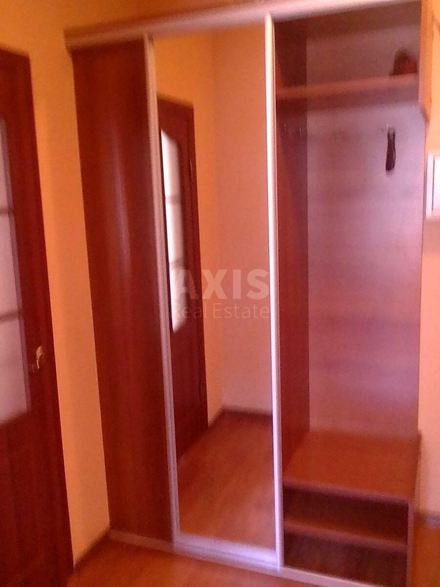 2k apartment vul. Rusovoi' Sofii' 7571372