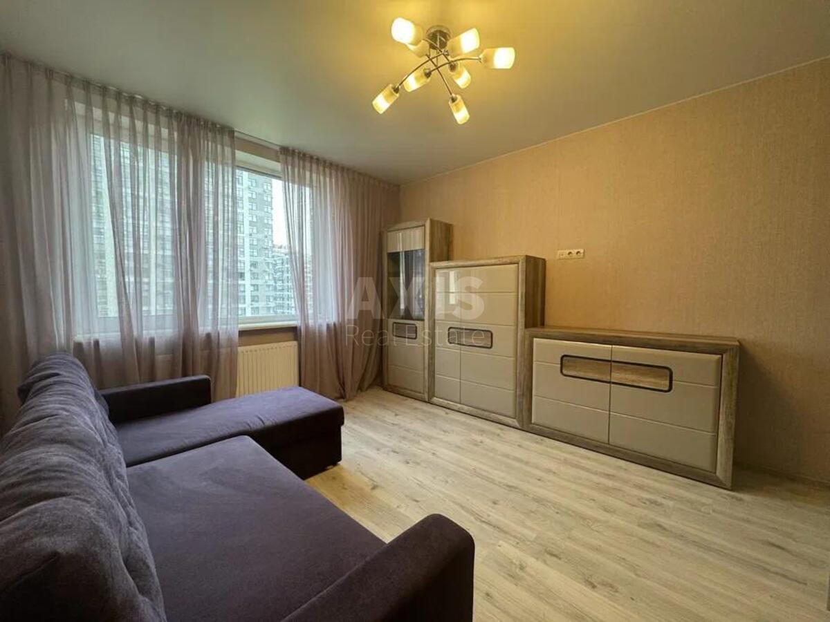 1k apartment vul. Rodyny Kristeriv 204