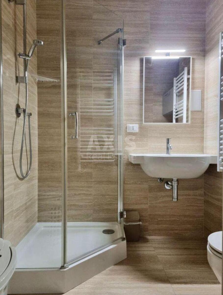 3k apartment vul. Jevgena Konoval'cja 32Г6060517