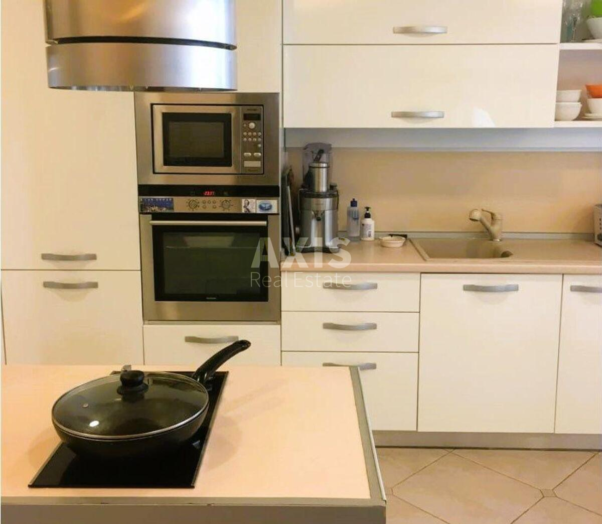 3k apartment vul. Glybochyc'ka 13