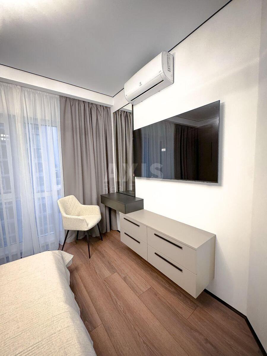 1k apartment vul. Myhajla Maksymovycha 243
