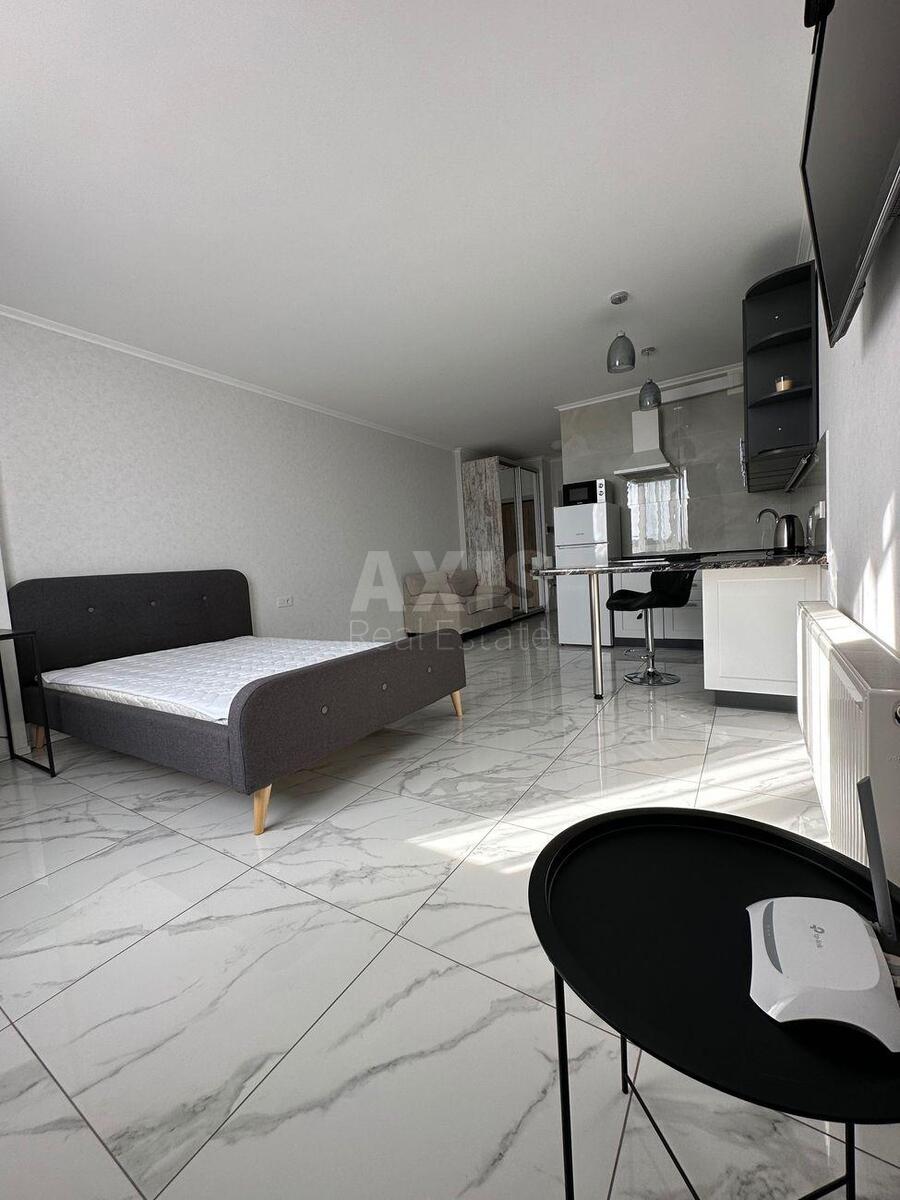 1k apartment pr-t Bazhana Mykoly 170
