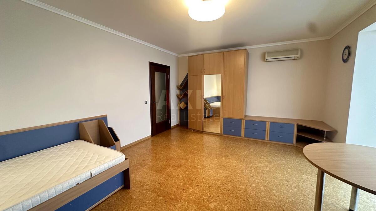 3к квартира ул. Княжий Затон 116263811