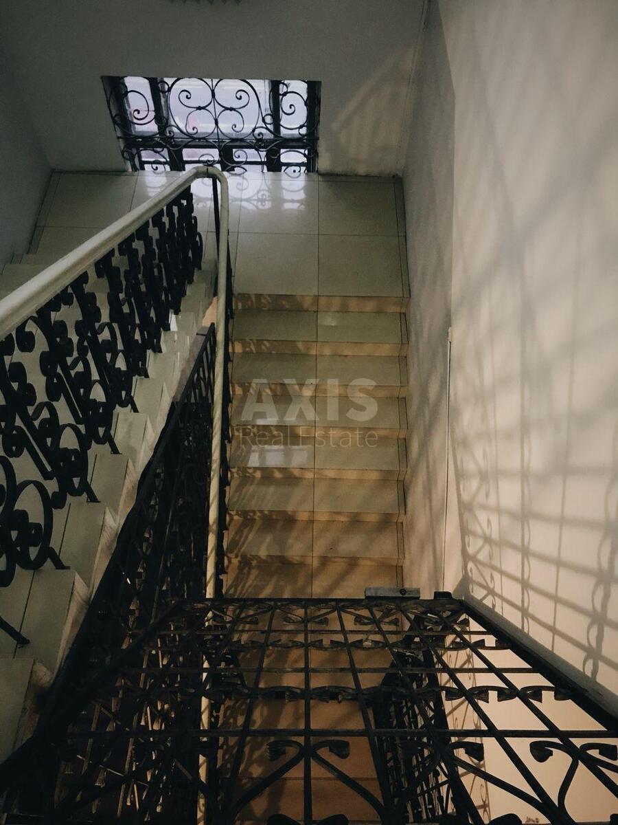 Офис ул. Саксаганского 15, 104м26246212