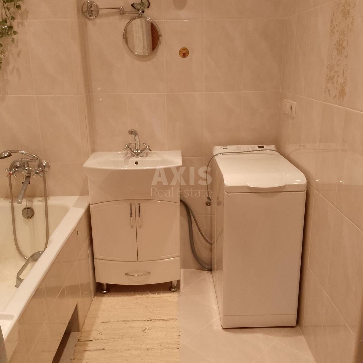 2к квартира ул. Крамского Ивана 92