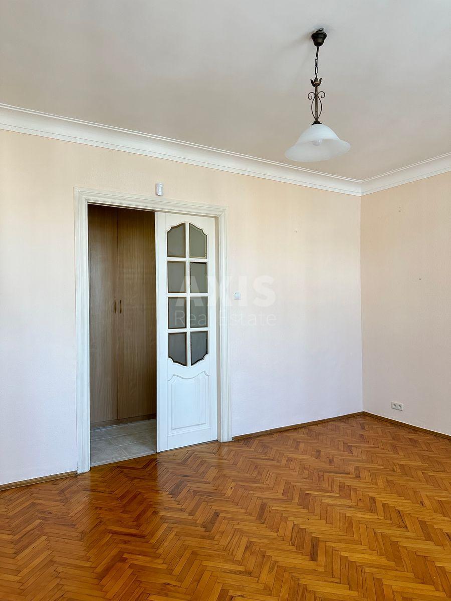 2k apartment vul. Saksagans'kogo 855