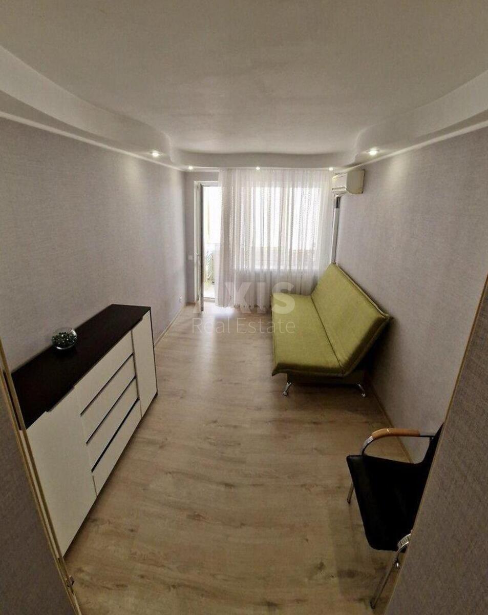 2k apartment pl. Peremogy 12573362