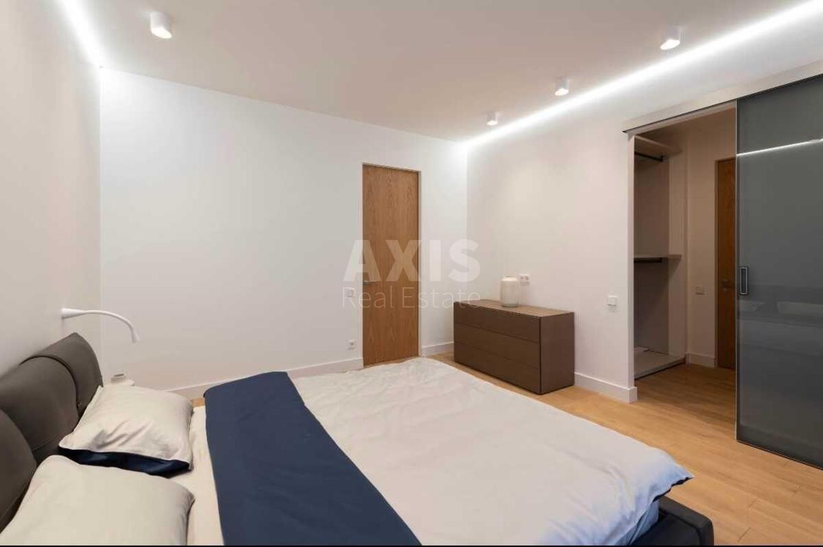 4k apartment vul. Tolstogo L'va 396193513