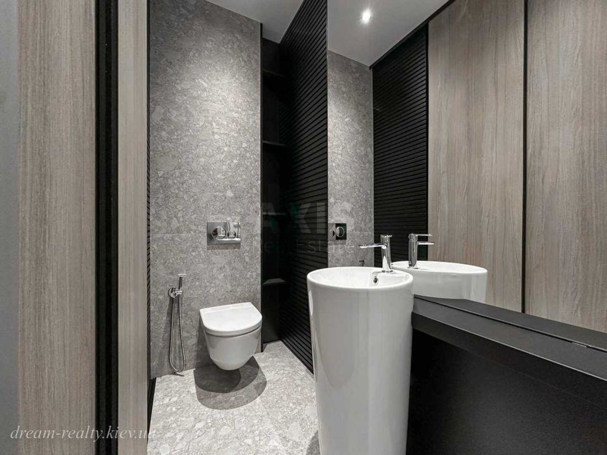 2k apartment vul. Bul'varno-Kudrjavs'ka 17